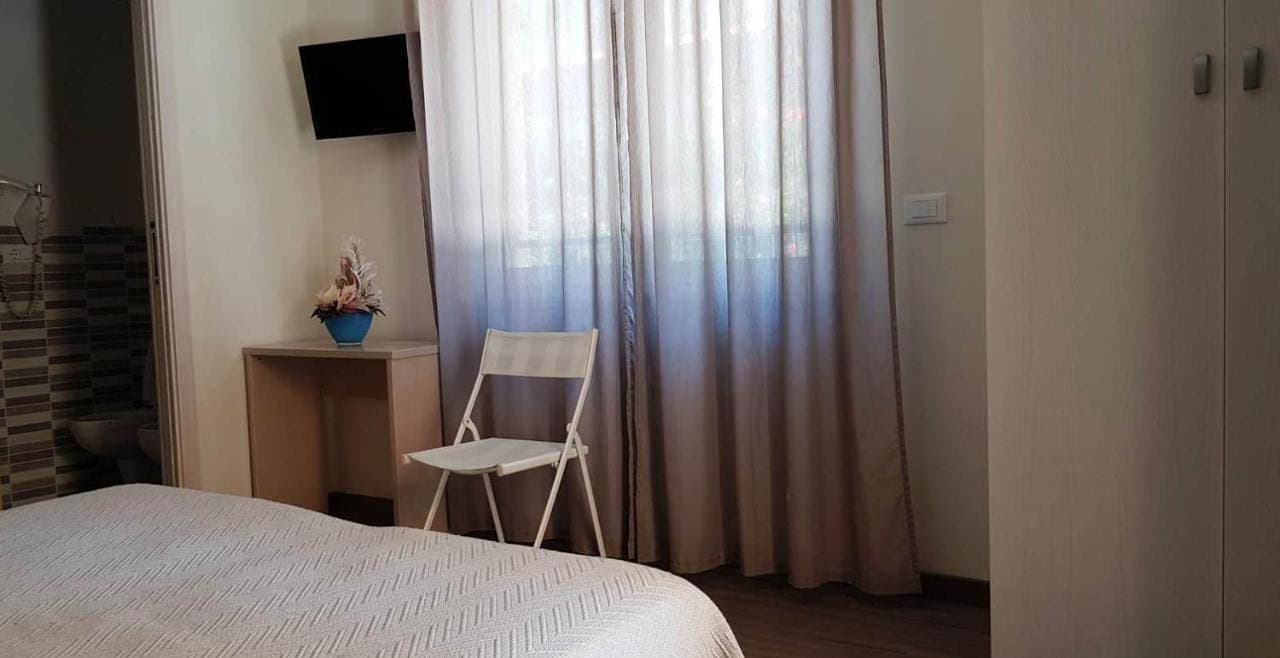 Foto 4 von 5: Large Double or Twin Room