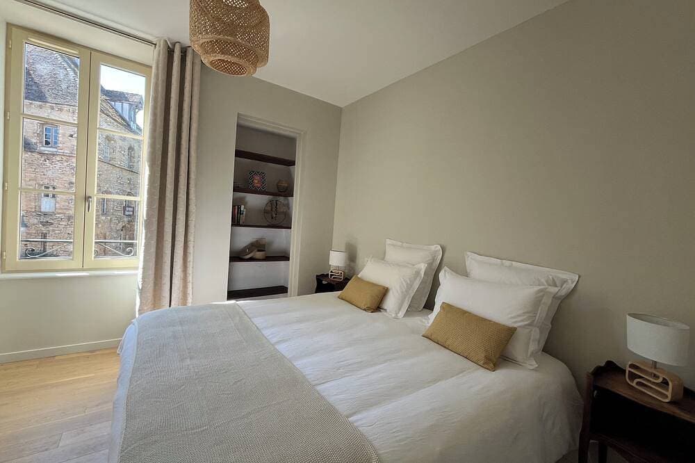 Foto 6 von 25: Comfortable apartment, wine-growing village, opposite the château, near Beaune