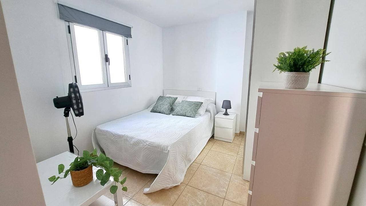 Foto 5 von 17: Two-Bedroom Apartment