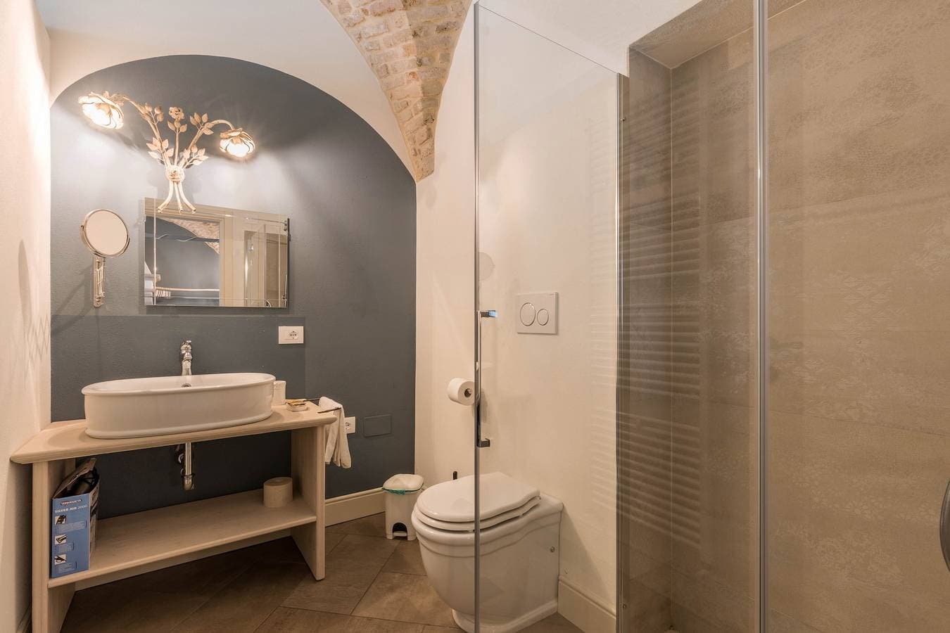 Foto 11 von 23: Ferienwohnung "Origano" mit Wellnessbereich, Privatem Garten, WLAN und Pool zur gemeinsamen Nutzung