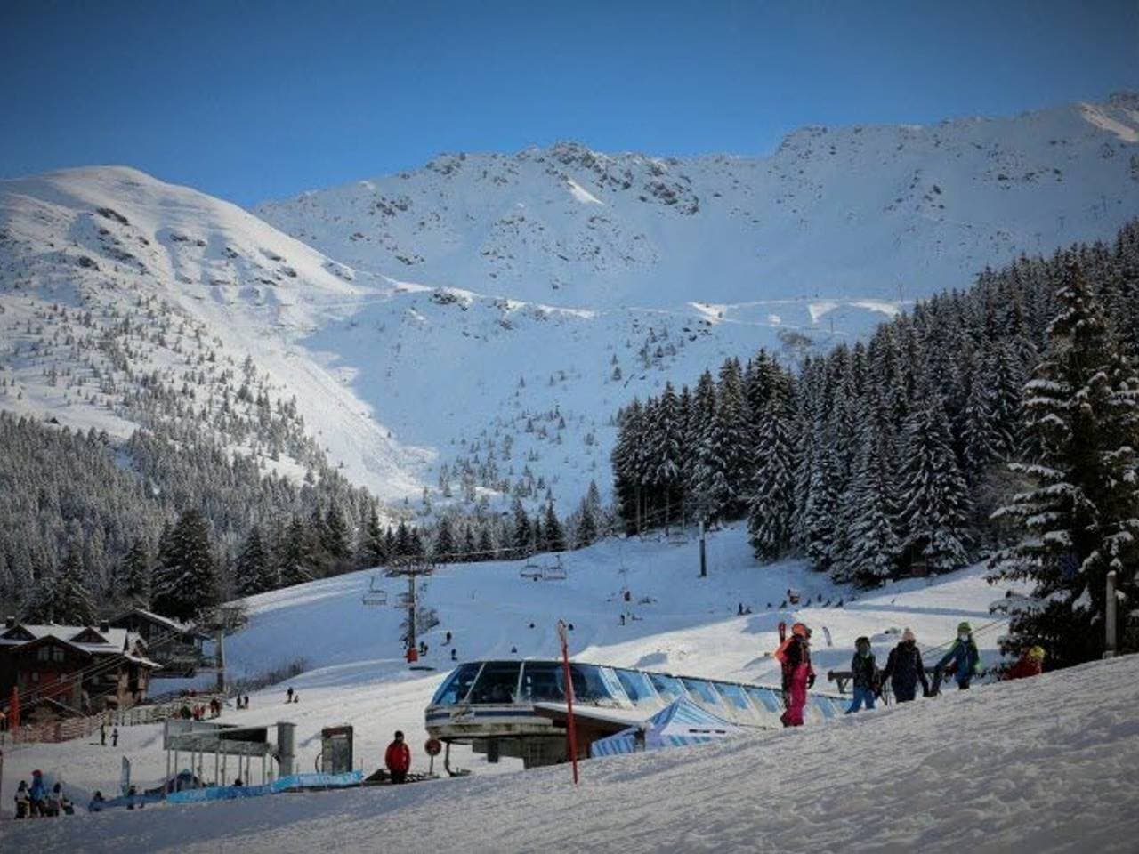 Foto 12 von 15: Gemütliches Studio an der Piste mit Balkon, TV und Skiraum