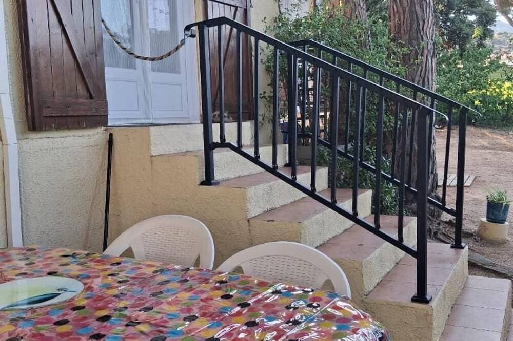 Foto 11 von 11: Petite Maison Avec 2 Chambres 3 Personnes Avec Terrasse Propriété Fermée