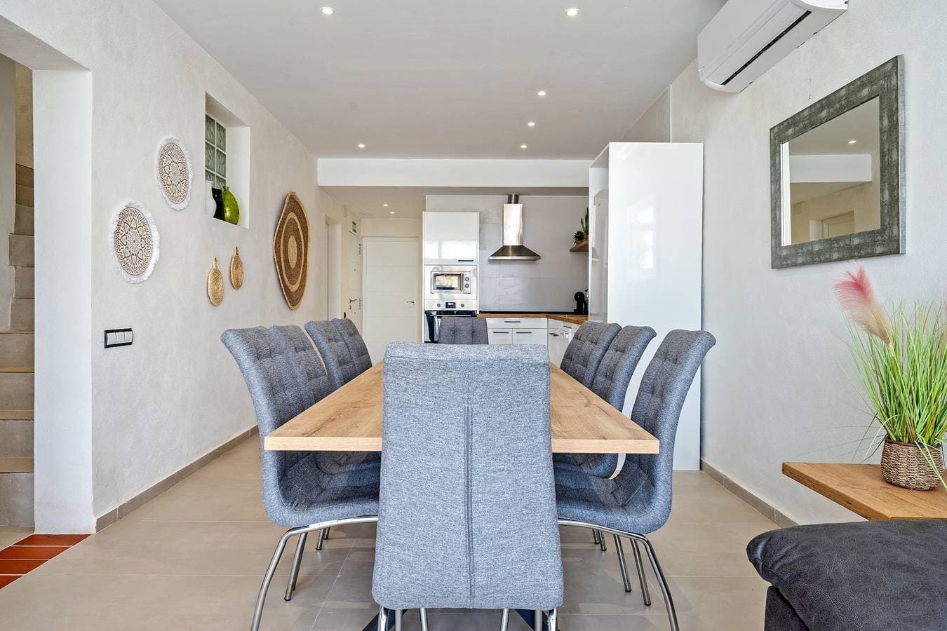 Foto 6 von 33: Ferienhaus 'Arenal' mit Bergblick, Wi-Fi und Klimaanlage