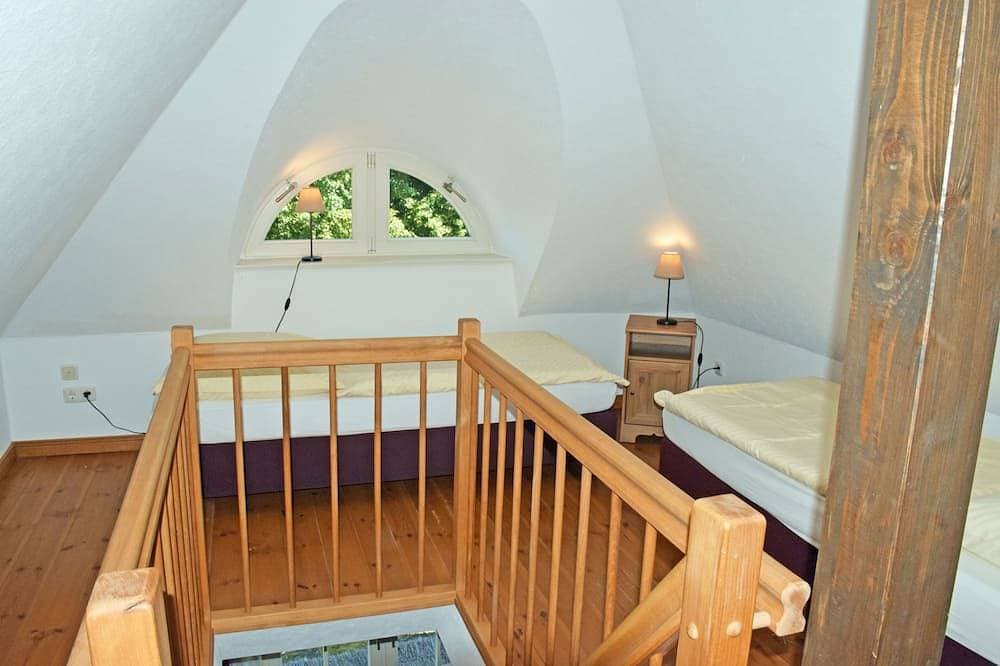 Foto 3 von 29: 07 Ferienappartement - Karolas Landhus unterm Reetdach