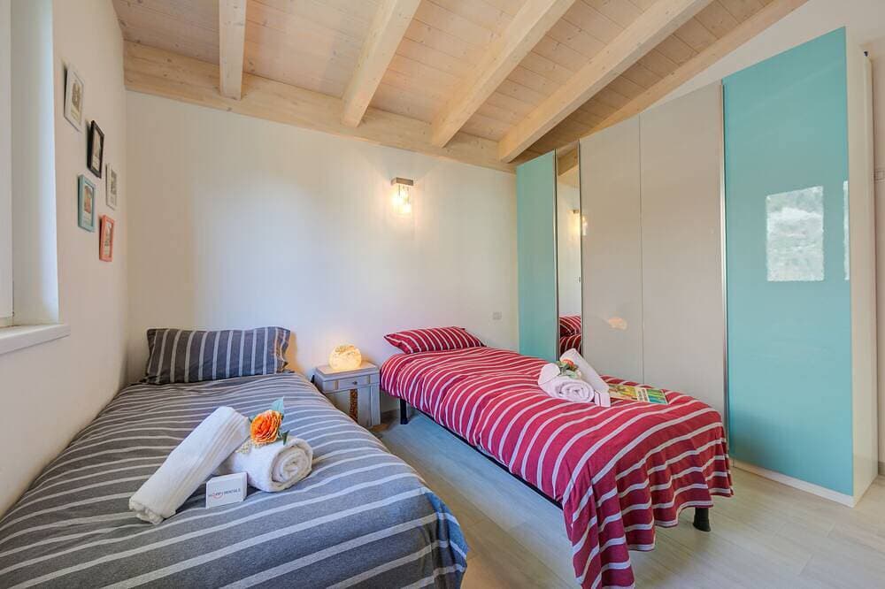 Foto 6 von 29: Mirabelle - Apartment with Terrace & Views, Dro, Italy