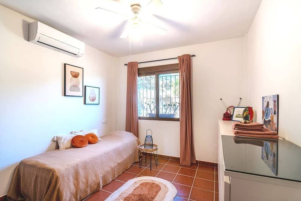 Foto 4 von 21: Los Naranjos - Luxusvilla mit Privatpool und herrlichem Meerblick