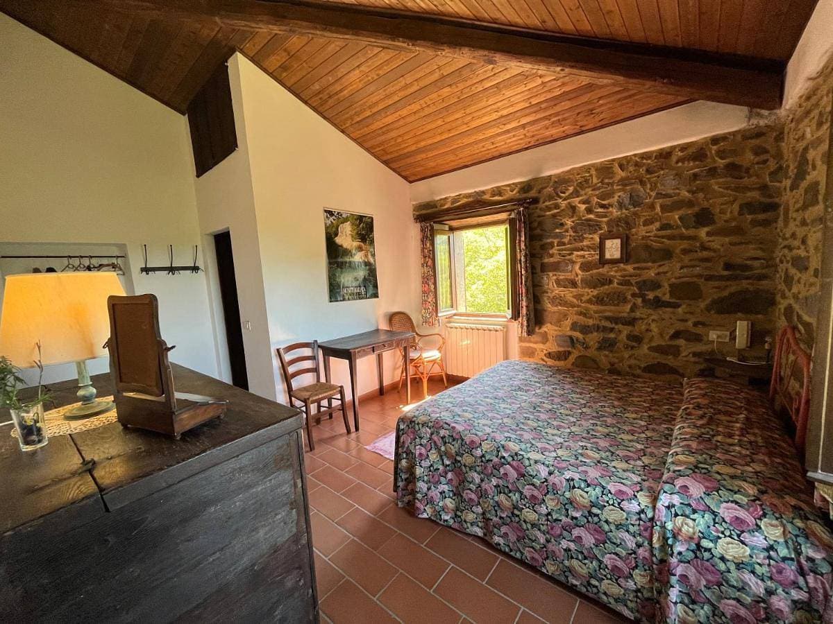 Foto 4 von 13: Double or Twin Room with View