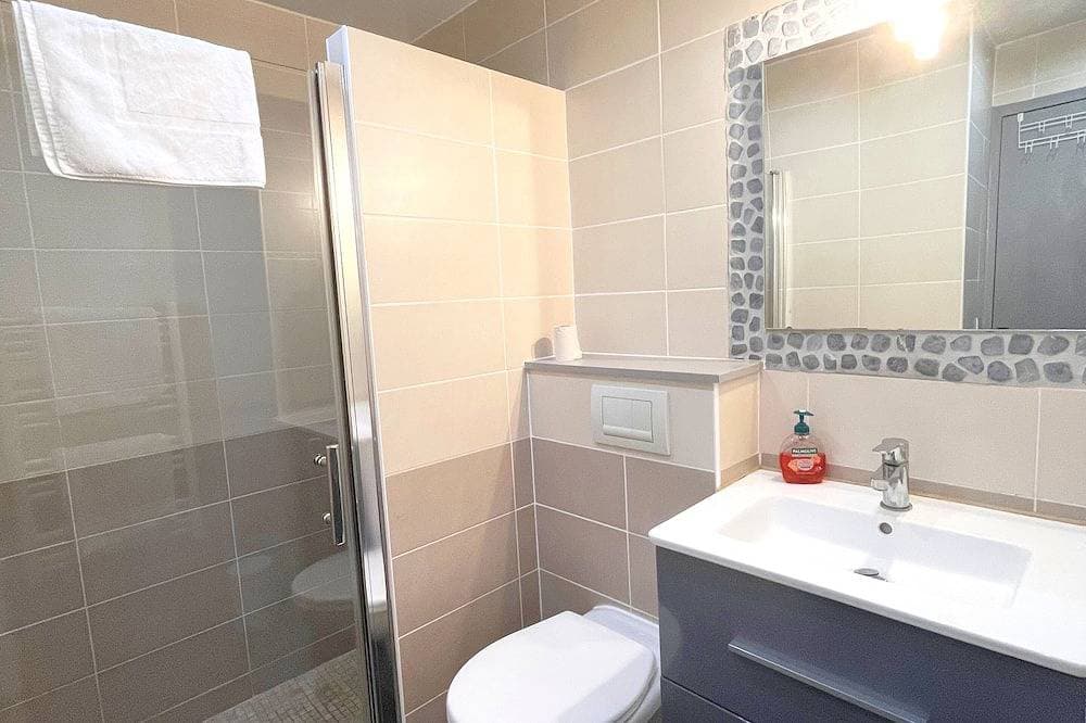 Foto 4 von 16: Cosy studio with terrace 100m from the beach