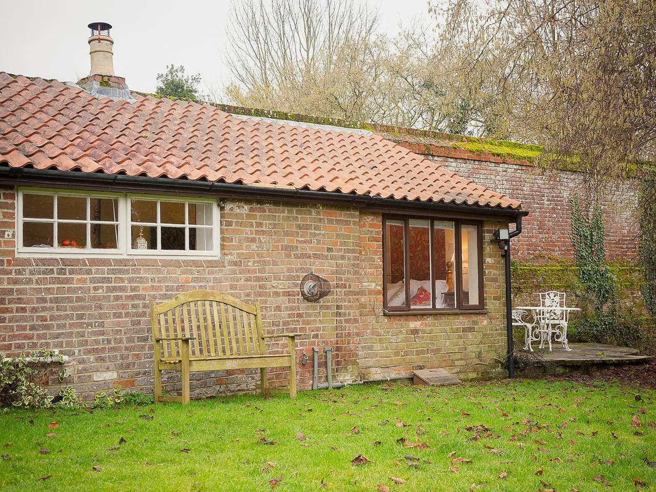 Foto 10 von 15: Cottage für 2 Personen mit Garten