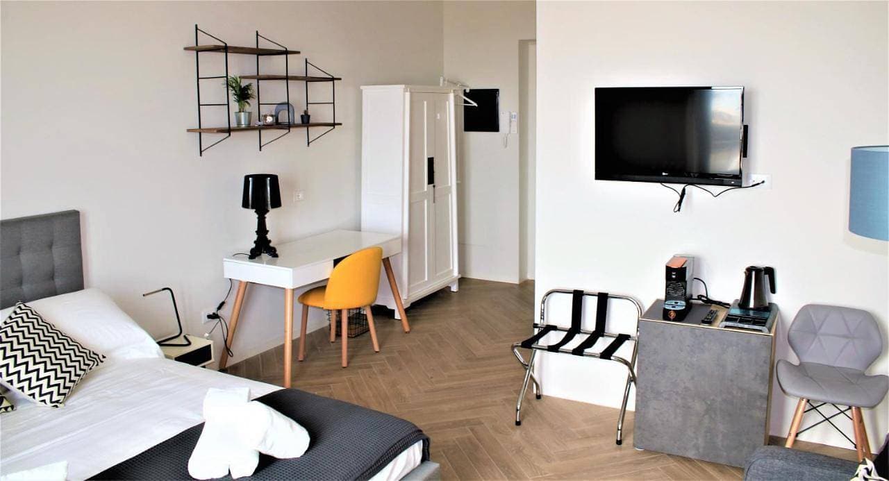 Foto 8 von 9: Double Room with Balcony (2 Adults + 1 Child)