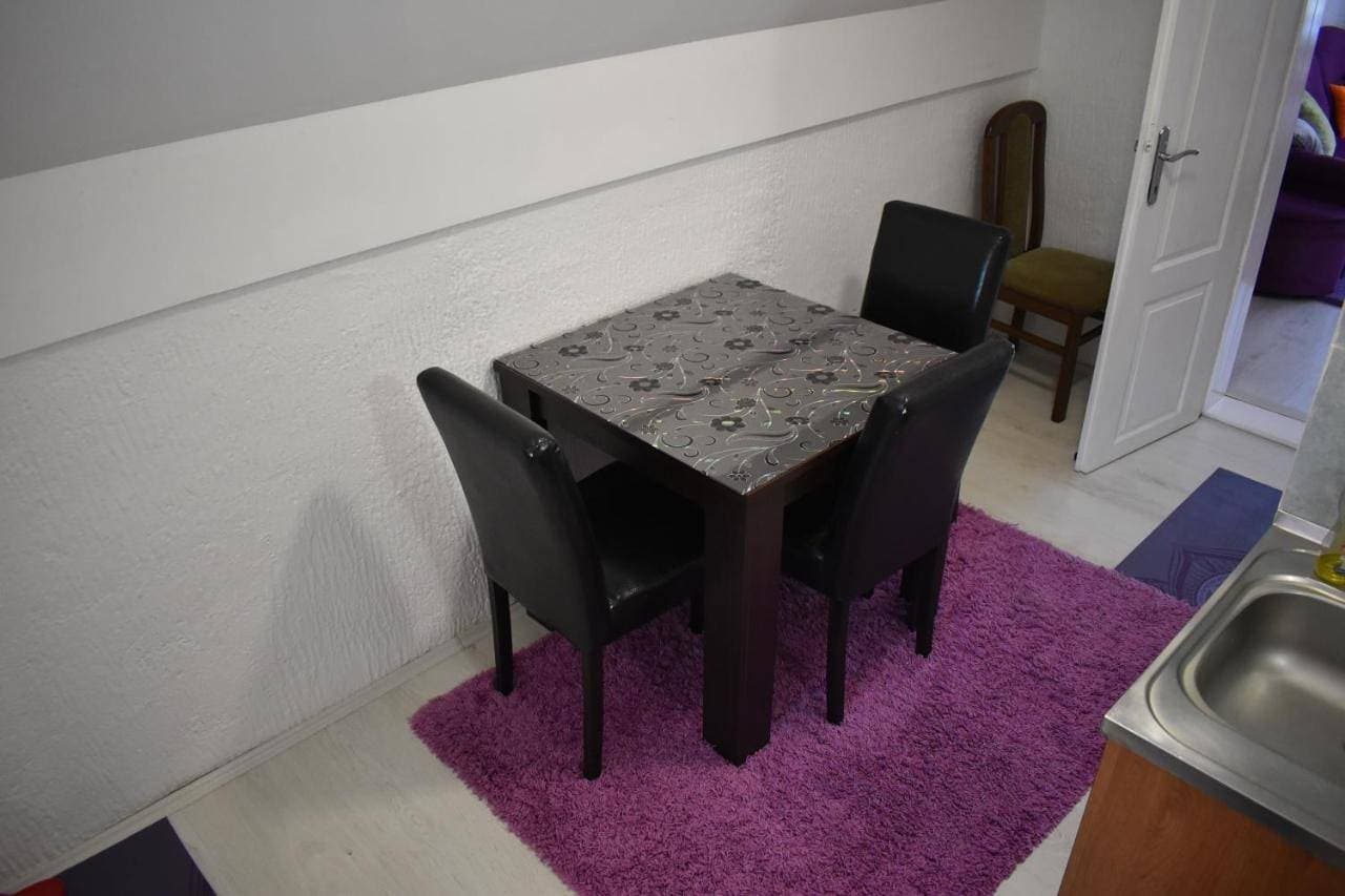 Foto 5 von 30: One-Bedroom Apartment