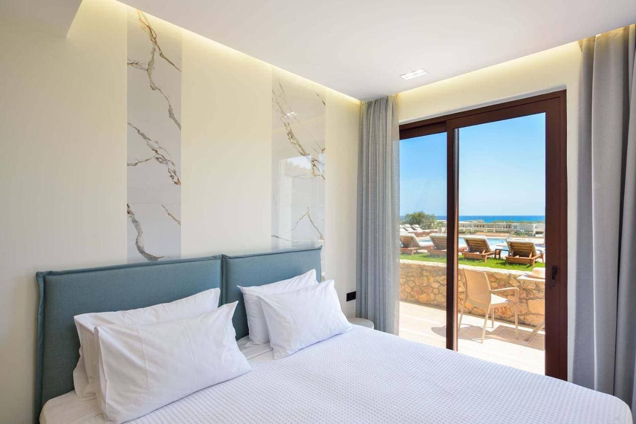 Panthea Luxury Living 1