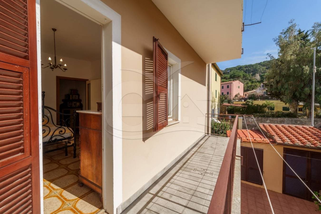 Foto 3 von 24: Ferienwohnung für 5 Personen mit Balkon