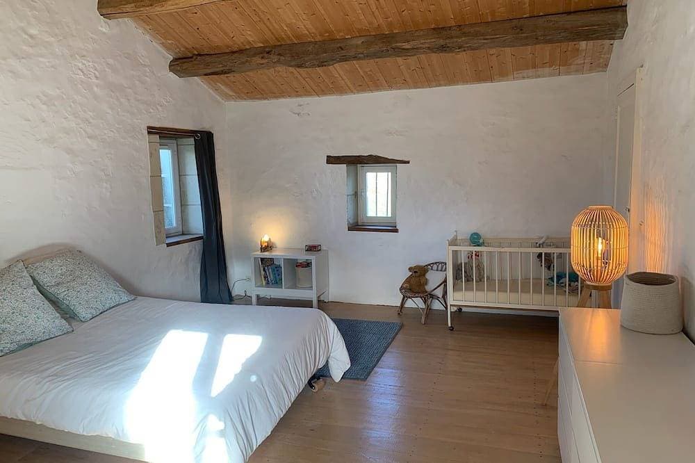 Foto 2 von 18: Charming house with swimming pool