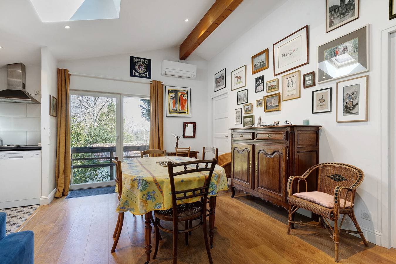 Foto 5 von 24: Ferienhaus 'La Maison Des Poneys' mit privater Terrasse, WLAN und Klimaanlage