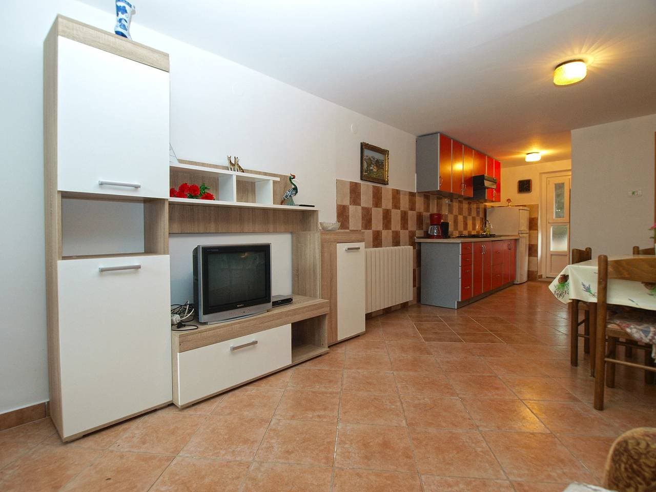 Foto 6 von 24: Ferienwohnung für 5 Personen mit Terrasse