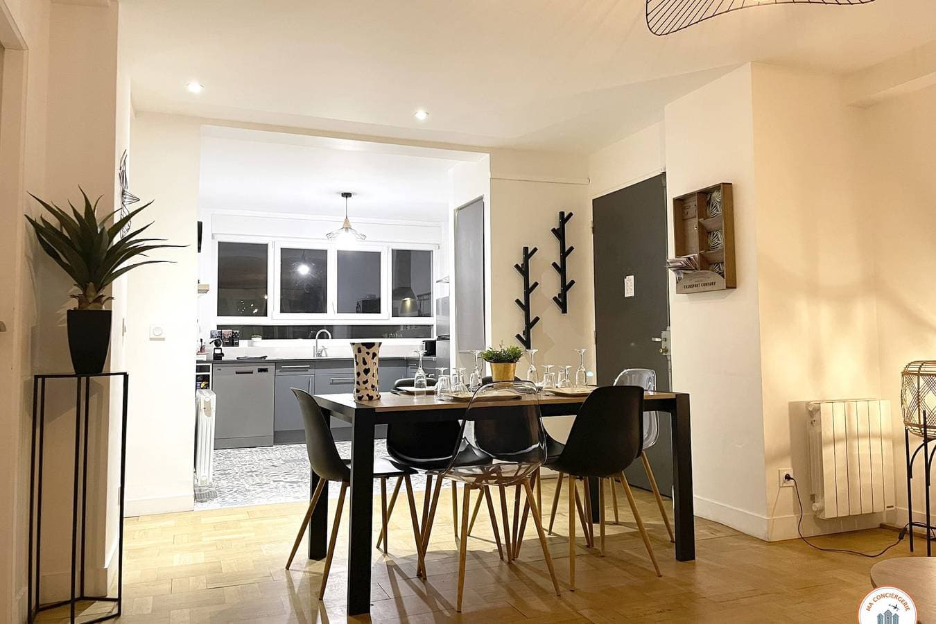 Foto 8 von 28: Ferienwohnung für 4 Personen mit Terrasse