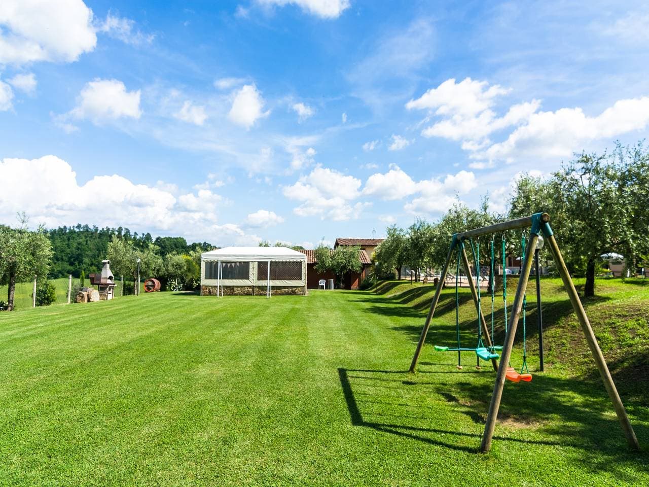 Foto 6 von 64: Villa in Perugia mit Pool und Hügelblick