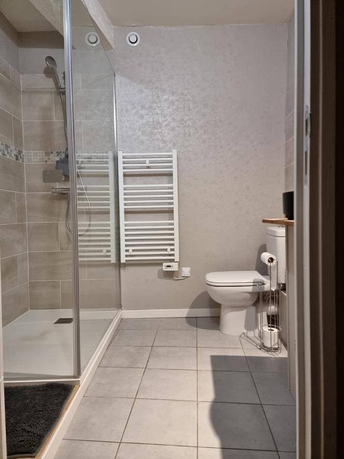 Foto 4 von 84: Double Room with Private Bathroom
