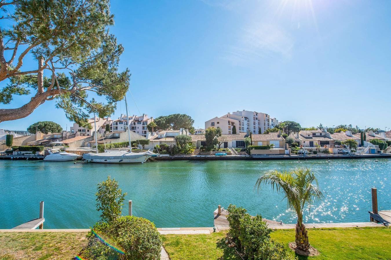 Foto 12 von 12: Schöne Wohnung mit wunderbarem Blick auf die Giscle in Grimaud - Welkeys