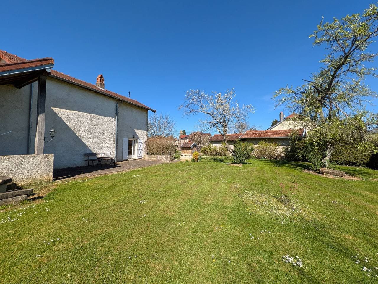 Foto 7 von 24: Charmantes Landhaus mit Garten in Haute-Saône
