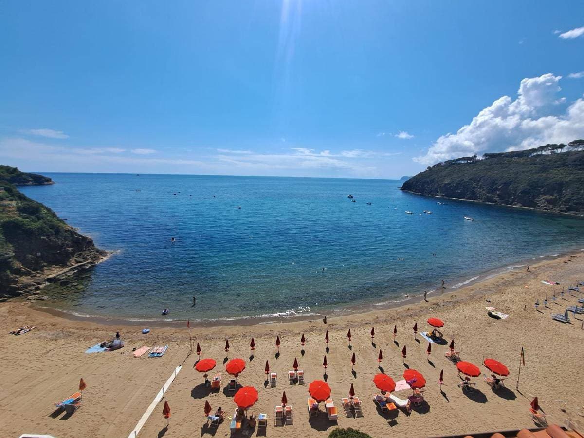 Elba Travels 1