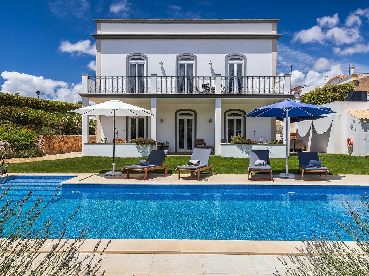Foto 3 von 36: Luxusvilla mit Pool - 10 Pers.