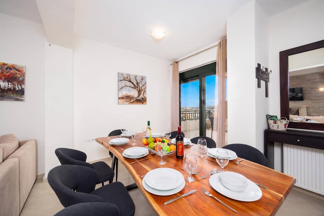 Foto 8 von 31: Villa für 7 Personen mit Balkon