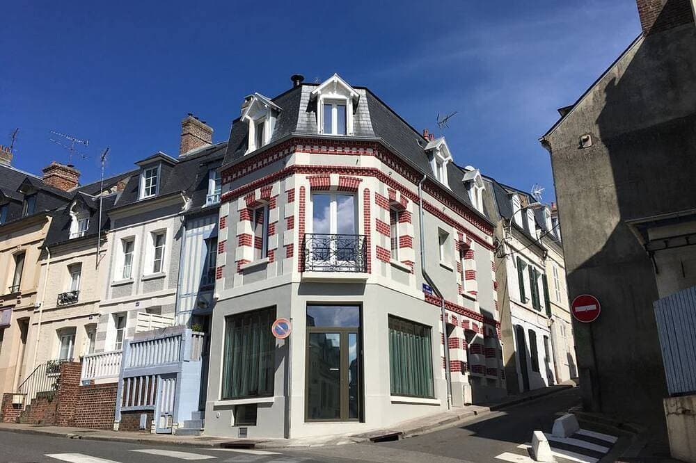 Agarrus Rentals: 13 People 200m2 Trouville Center + Fitness, BabyFoot, Chimney 1