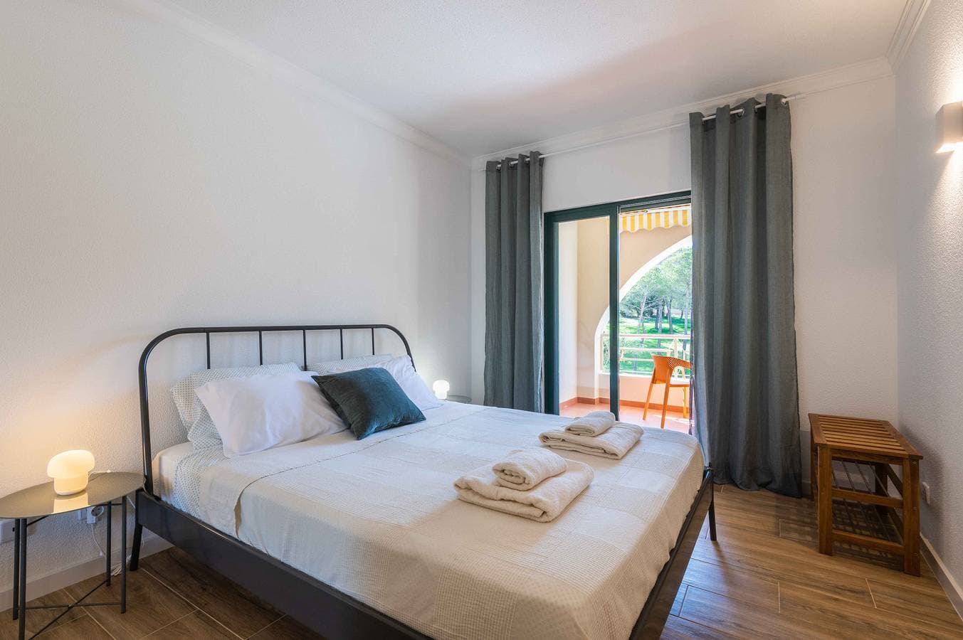 Foto 4 von 31: Salgados Village T1 Apartment - 500m da Praia