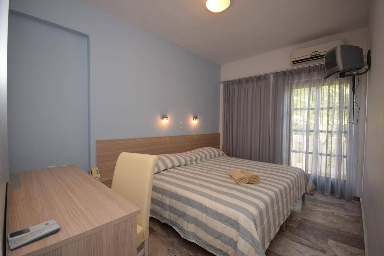 Foto 9 von 16: Standard Double or Twin Room