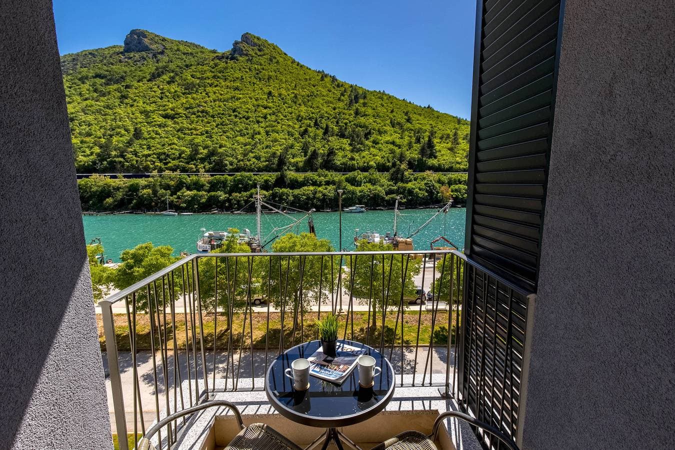 Sea-View Balcony Apt La Health 1