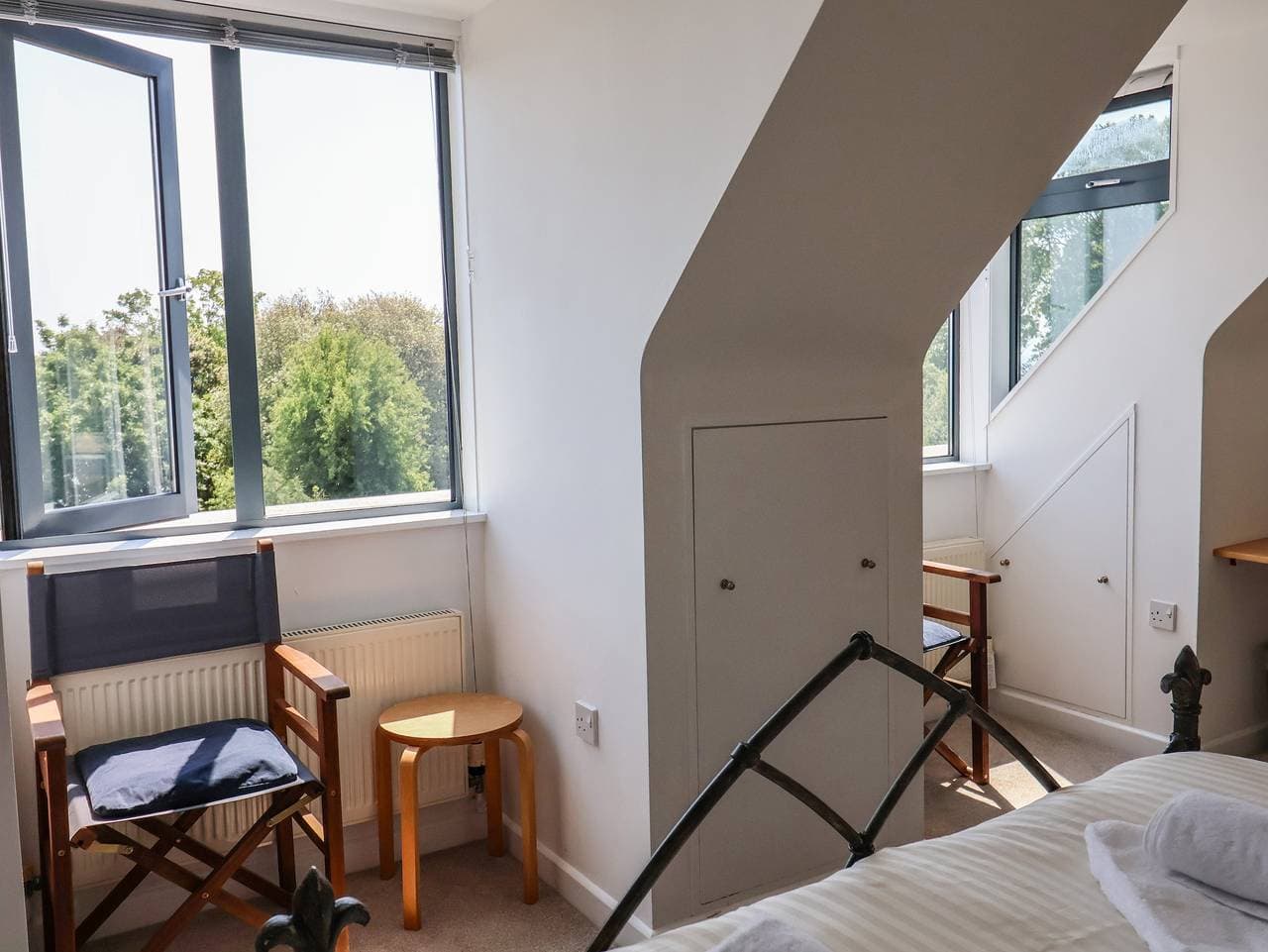 Foto 10 von 21: Ferienwohnung für 4 Personen mit Balkon
