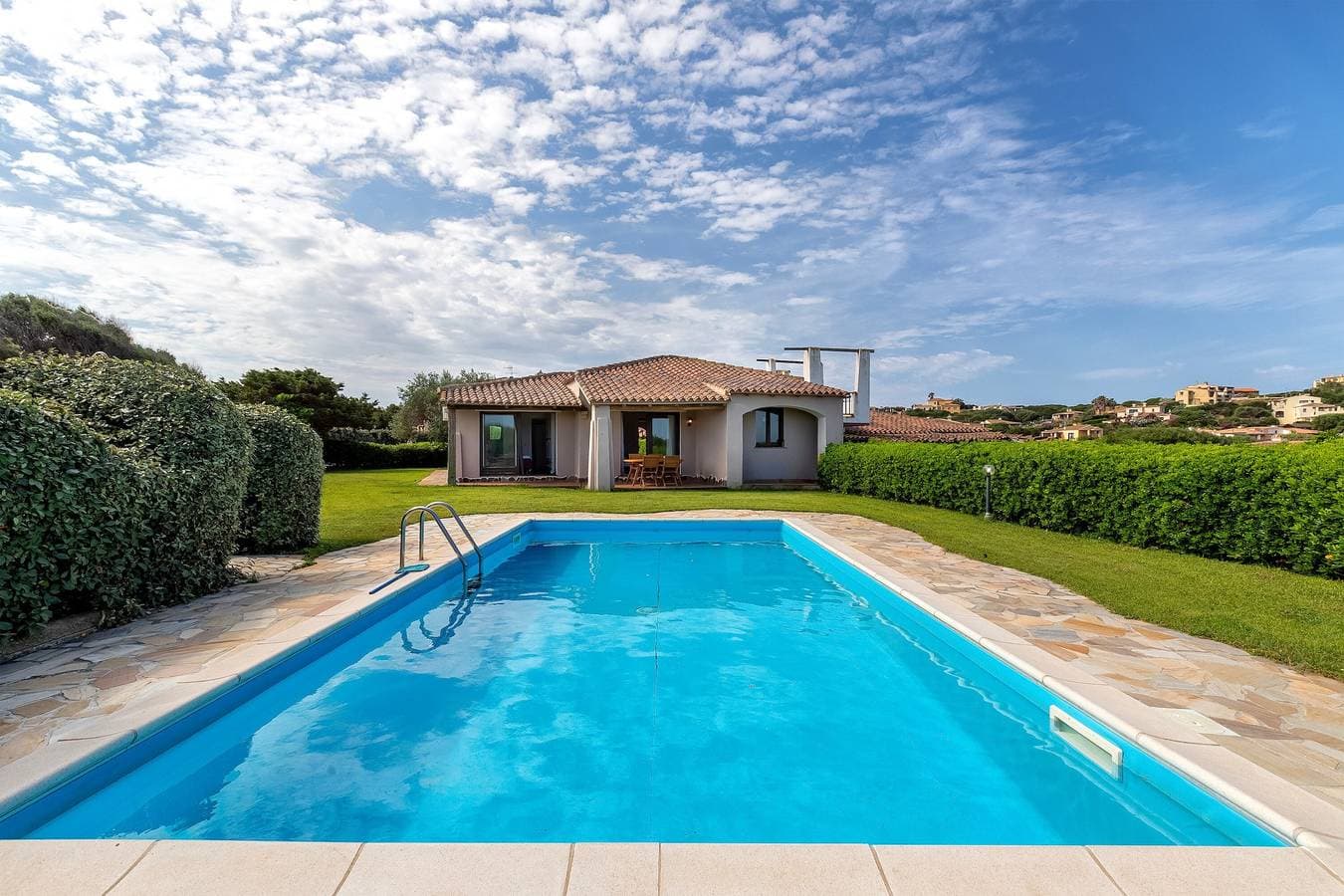 Foto 2 von 31: Villa 'Glory Piscina Privata' mit Bergblick, WLAN und Klimaanlage
