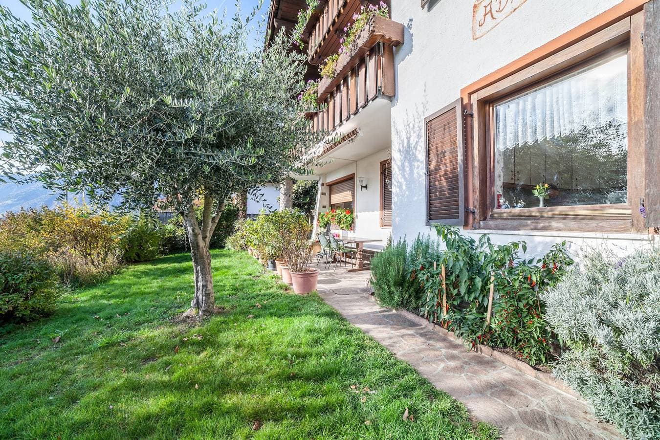 Foto 5 von 22: "Adang Ferienwohnung Etschtal" mit Bergblick, Garten und WLAN