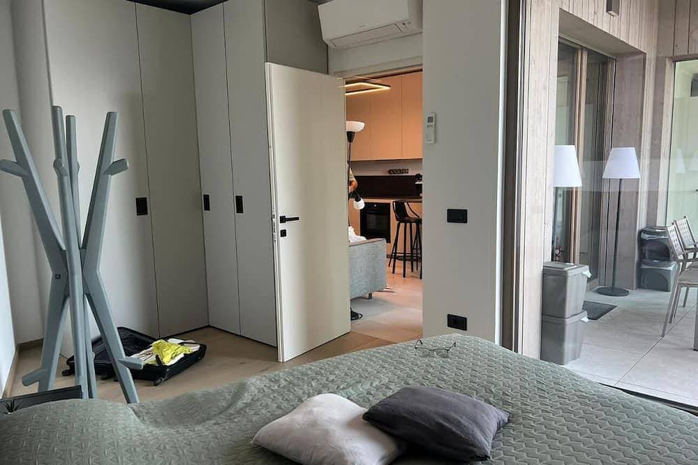 Foto 6 von 30: 3 Zimmer Apartment am  Gardasee mit traumhaften Seeblick und Pool in Torri
