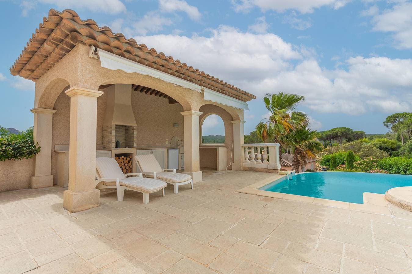 Appartement dans Villa Bonheur 1