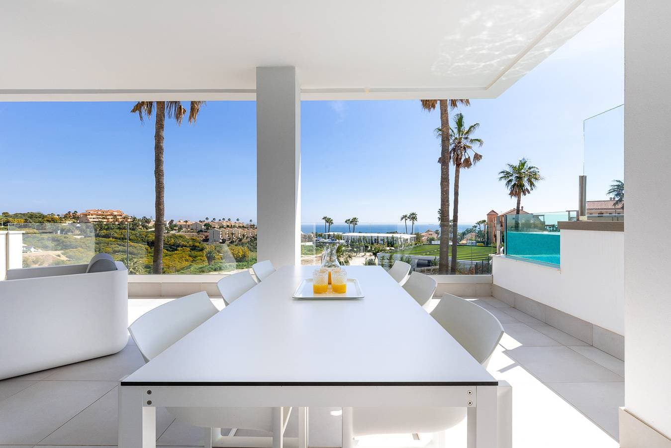 Foto 6 von 46: Santa Barbara Heights Clc - Luxury, private pool on terrace, sea view
