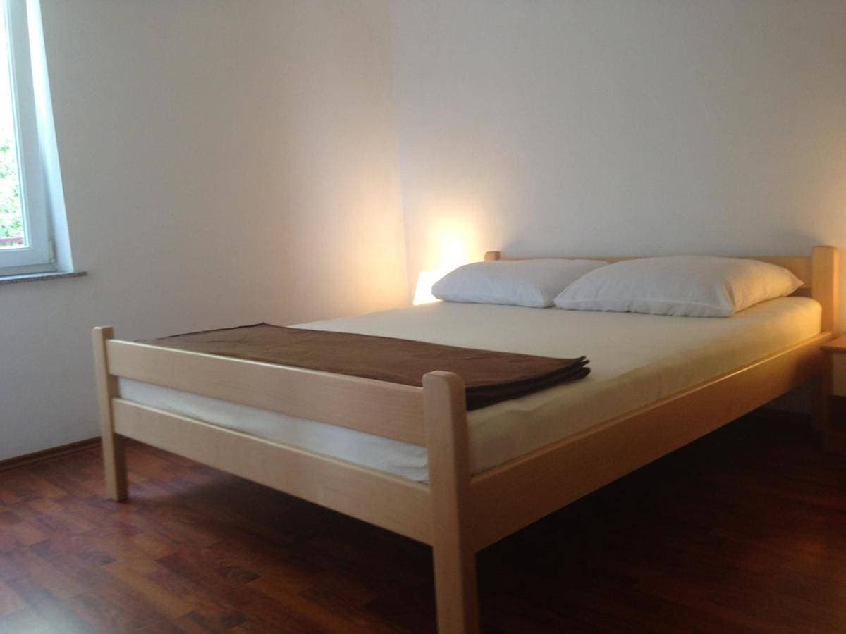 Foto 3 von 20: Standard Two-Bedroom Apartment