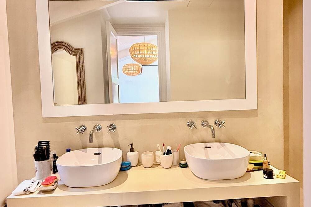 Foto 13 von 30: 6 bedroom villa completely renovated in 2026 located between sea and countryside ✨