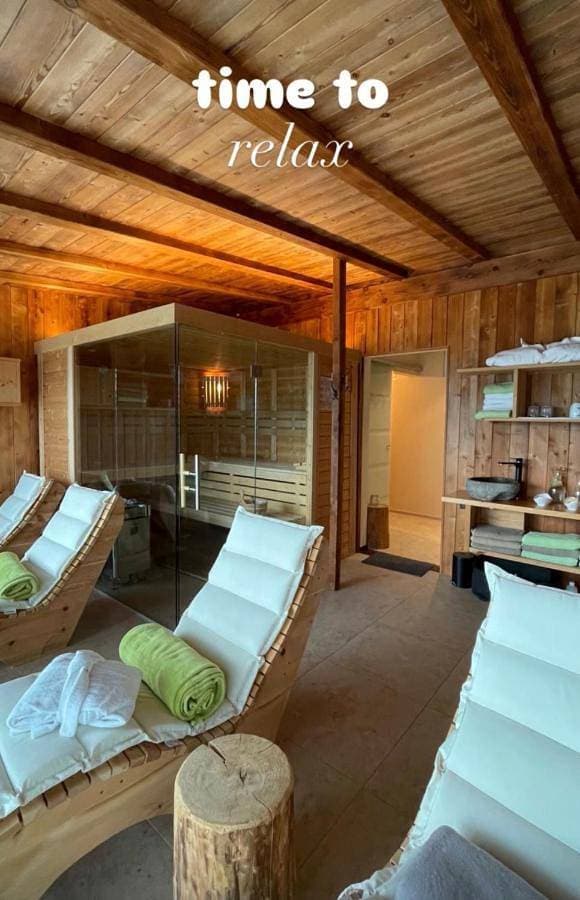 Foto 5 von 63: Apartment with Pool View