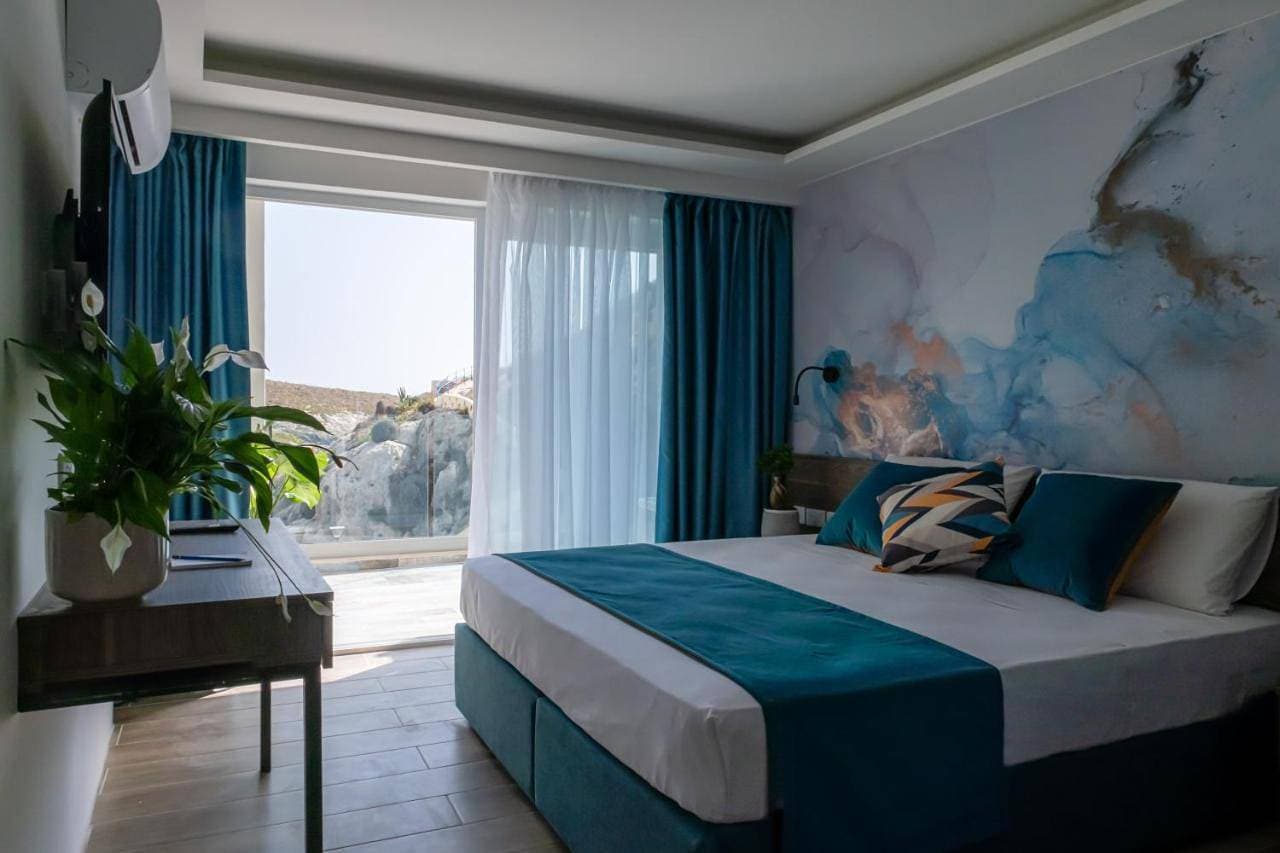Blu Waters Boutique Hotel 1