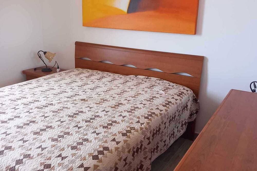 Foto 2 von 30: Apartment in villa 30 meters from the sea, with breathtaking view
