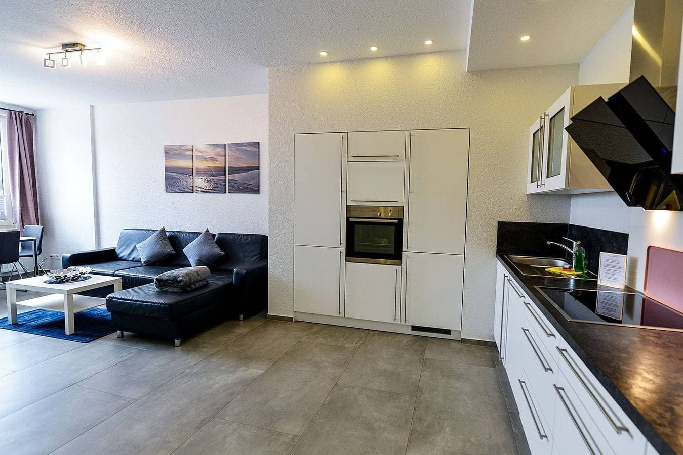 Foto 4 von 15: Se02 Im Erdgeschoß - Ferienwohnung mit einem modernen Ambiente