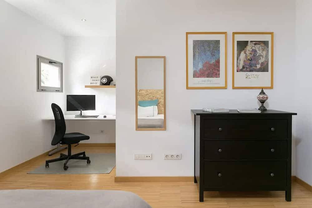 Foto 3 von 11: Wohnung für 2 mit Pool und Meerblick
