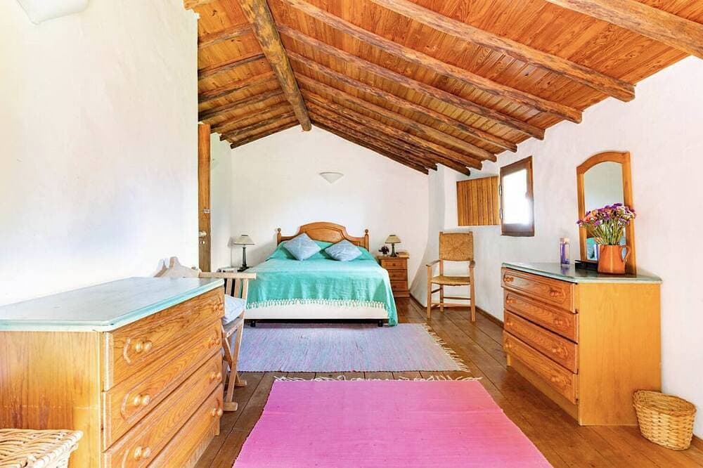 Foto 3 von 30: Traditionelle Bauernhütte mit Pool, in prachtvoller, ruhiger Lage