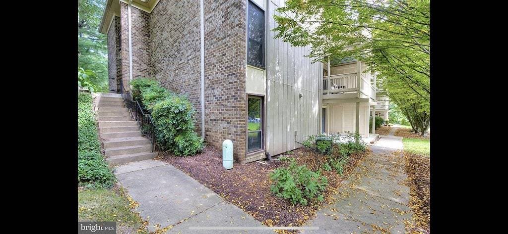 Foto 6 von 21: Schönes renoviertes 2-Zimmer/1-Bad Condo nahe Dc mit Pool