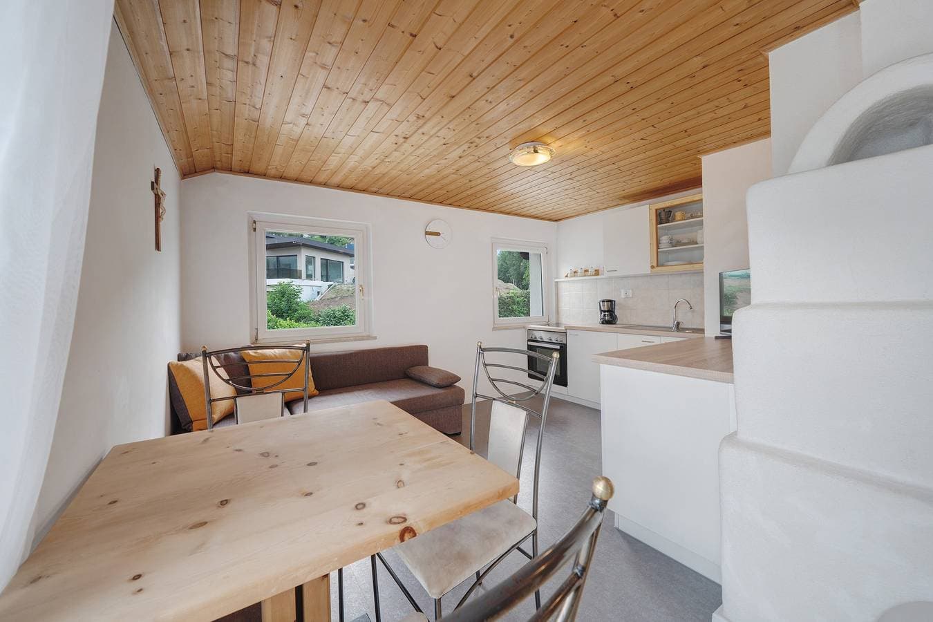 Foto 2 von 19: Ferienwohnung "Bergblick" mit Dachterrasse, Garten mit Pool
