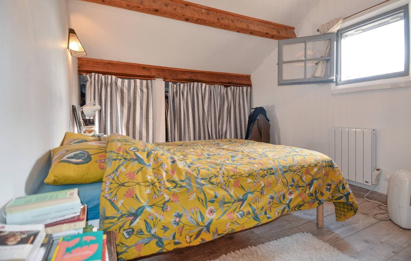 Foto 11 von 25: Modernes Apartment mit Pool, Parkplatz, Garten & WiFi