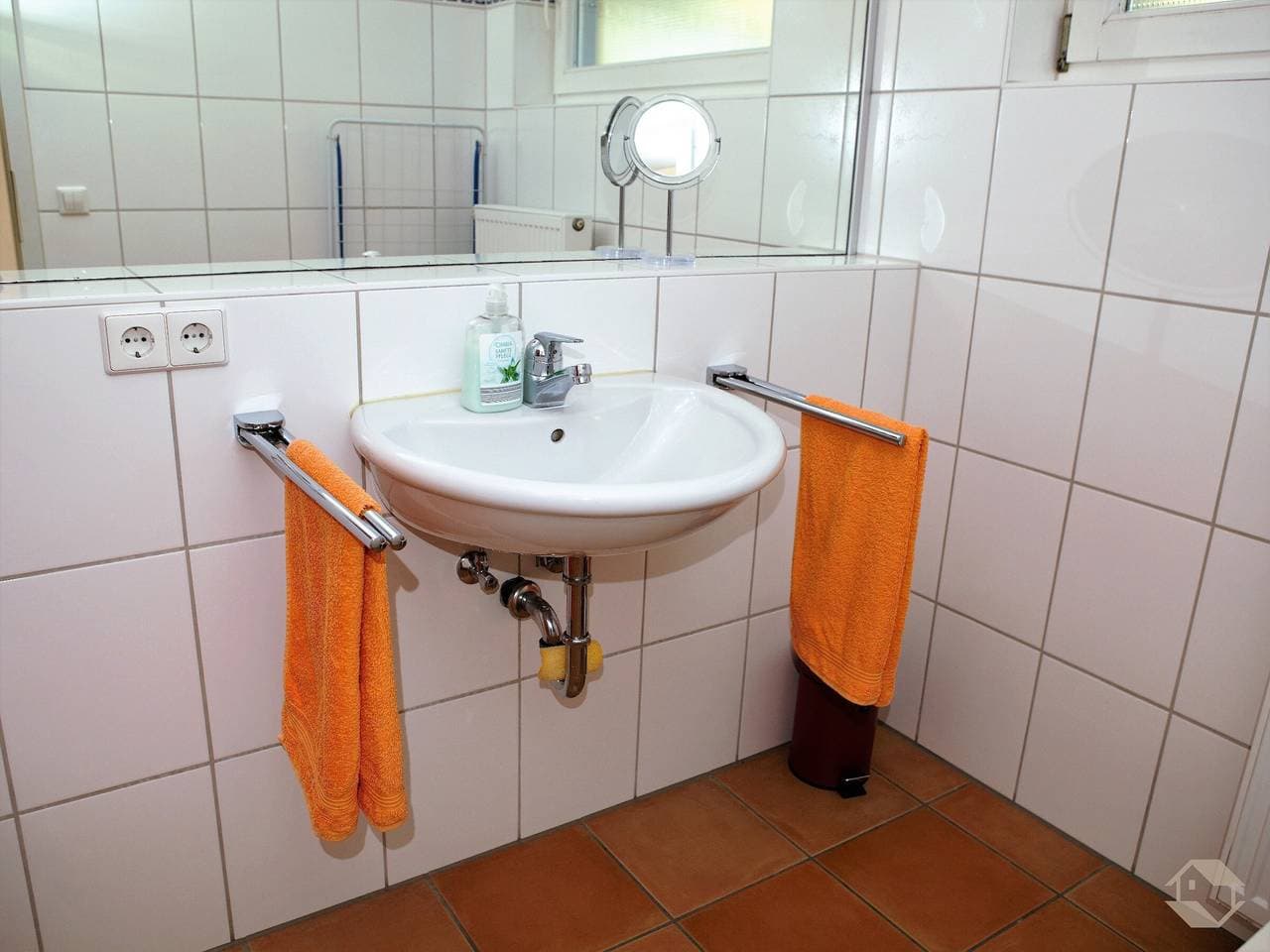 Foto 11 von 12: Apartment 'Ferienwohnung 1' mit Seeblick und WLAN